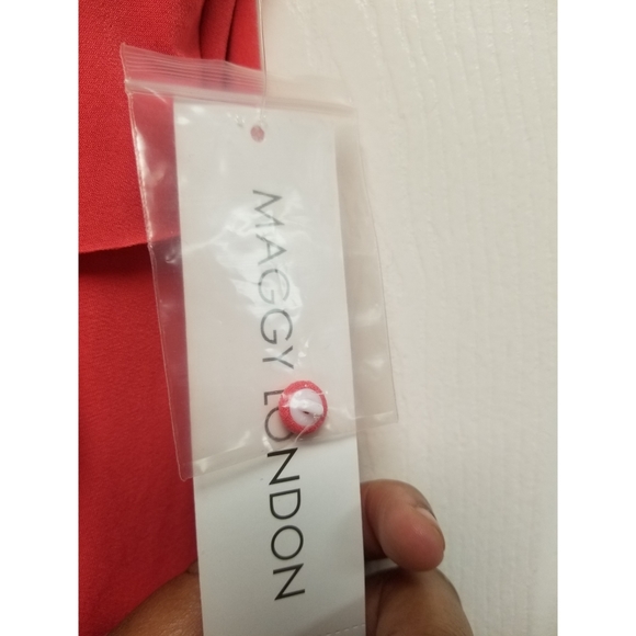 @Jillianetheridg Dress Bundle | Size 6 - Picture 10 of 16